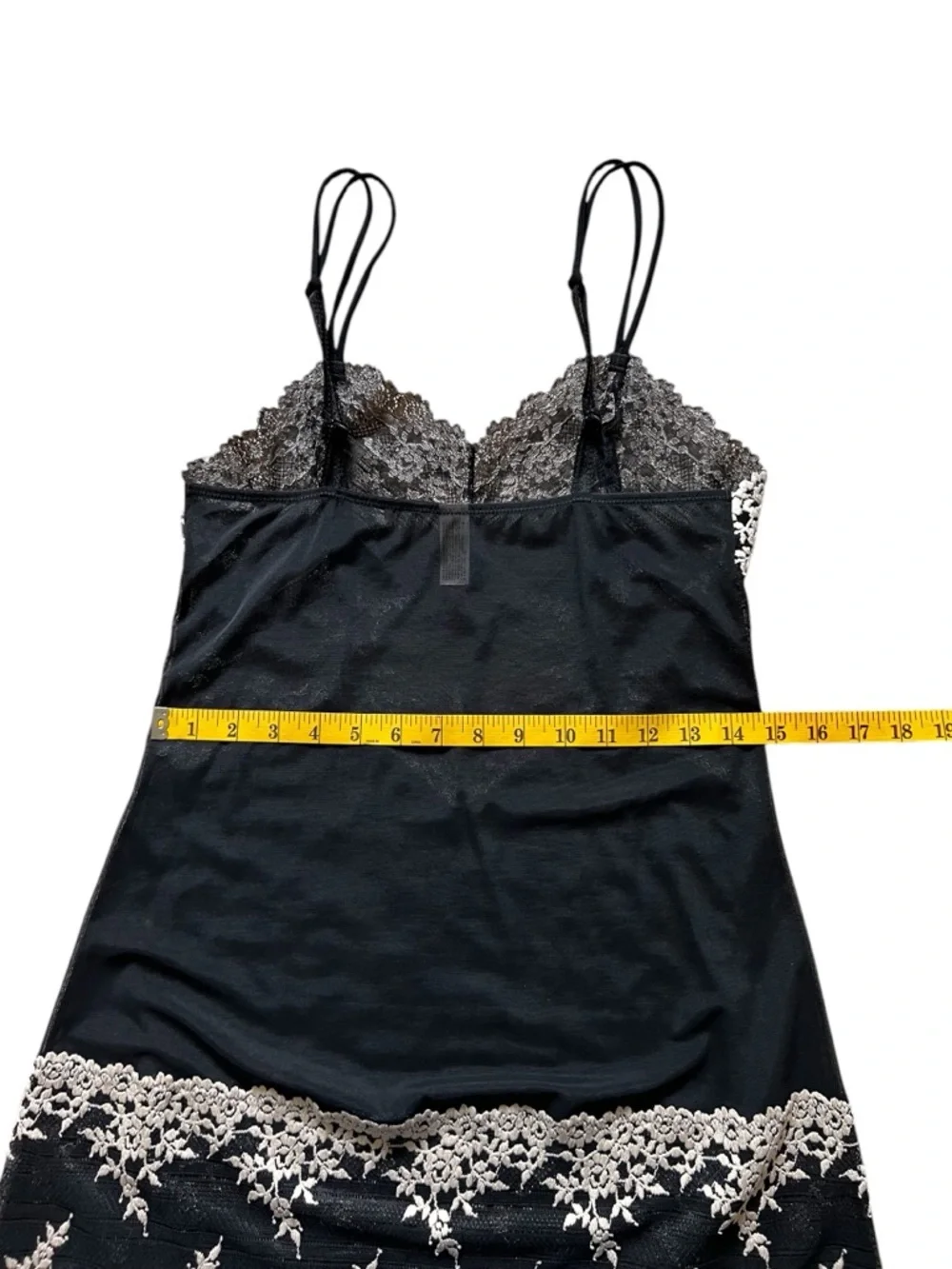 Wacoal EUC Embrace Lace Chemise in Black and Cream Size M